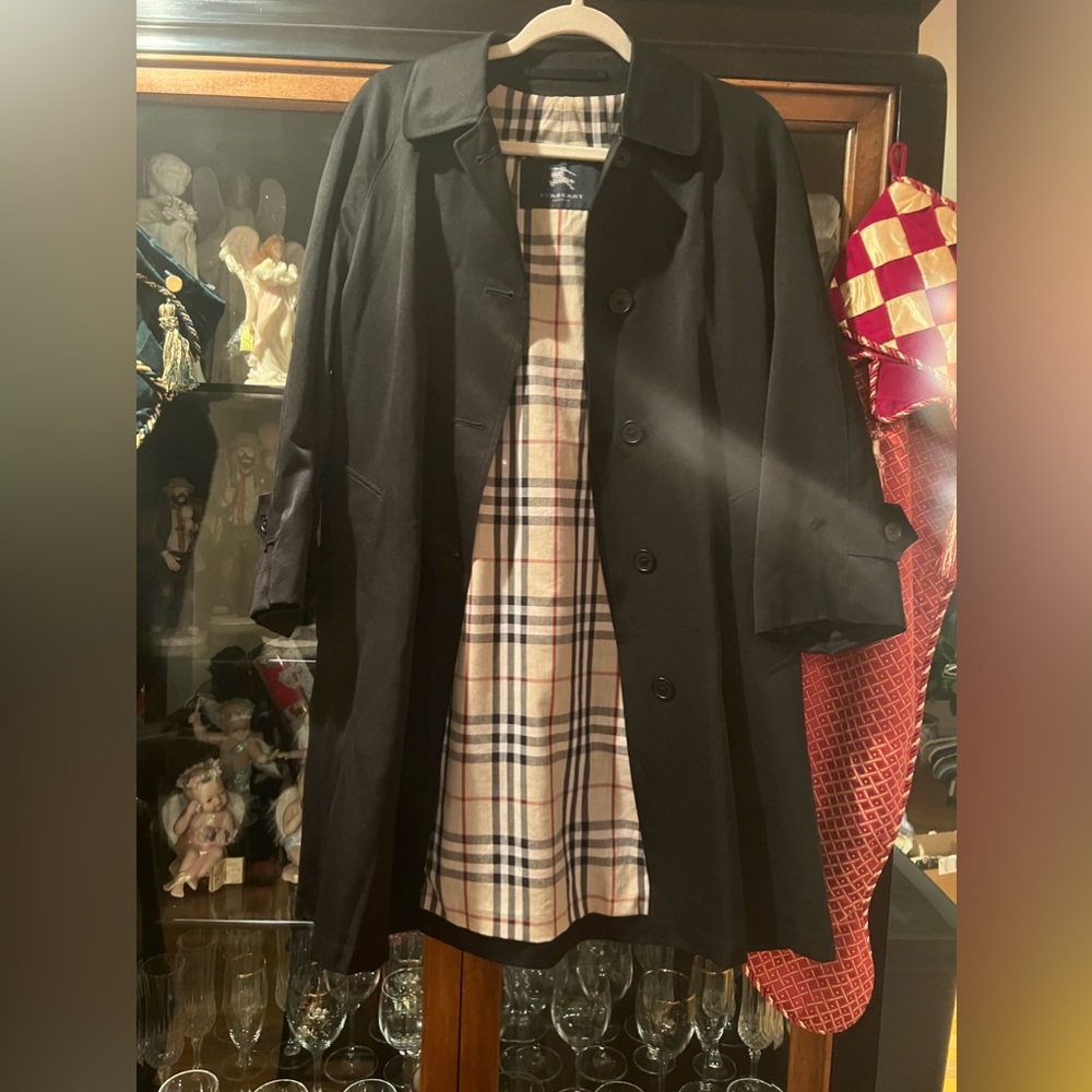 Womens Burberry trench coat